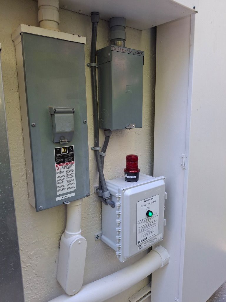 Bender MarinaGuard Ground Fault Monitor with Red Alarm Beacon — To Pedestal Dock
